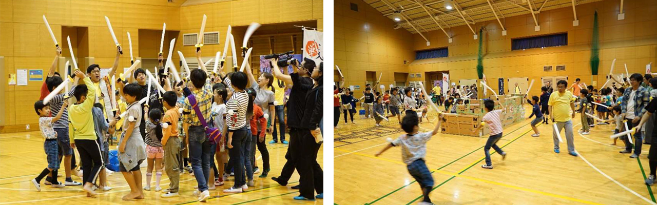 過去開催の秋の陣より。刀を手にした子ども達が合戦に繰り出します。(写真提供:城まち会)